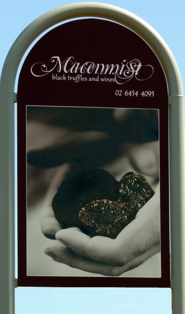 Macenmist Black Truffles and Wines